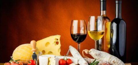 agroalimentare-vino-formaggi-salumi-by-draghicich-fotolia-750